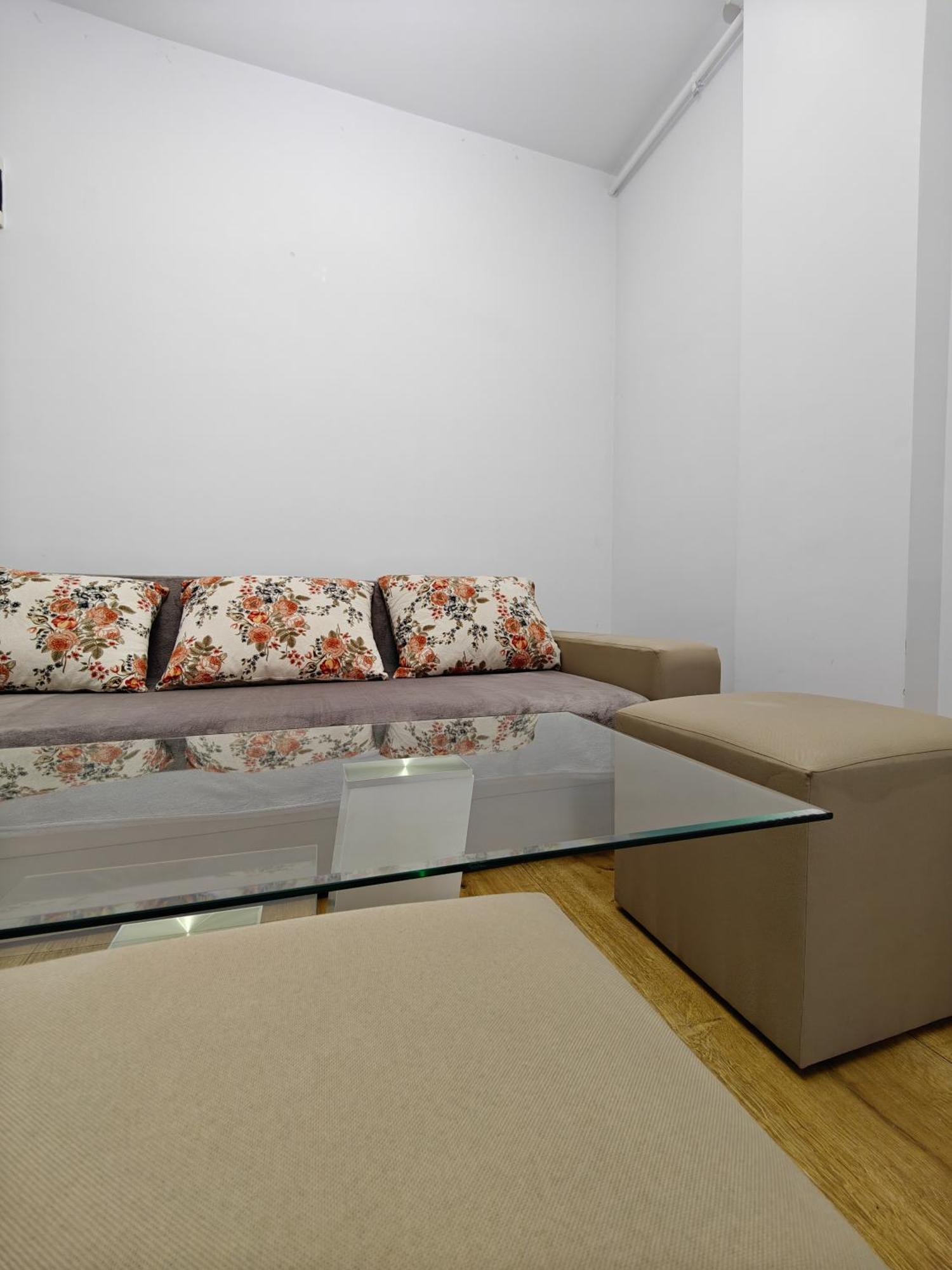 Park Lake Near Iulius Mall, Wi-Fi, Walk-In Showe Cluj-Napoca Ngoại thất bức ảnh